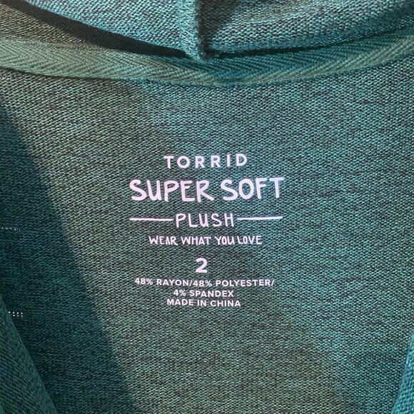 Torrid Super Soft Plush Cowl Neck Tunic Hoodie Green Size 2X NWT - Picture 5 of 6